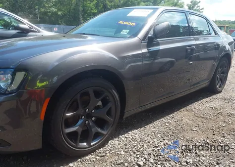 2023 Chrysler 300 300S из США, поврежденный, VIN 2C3CCABG0PH646962